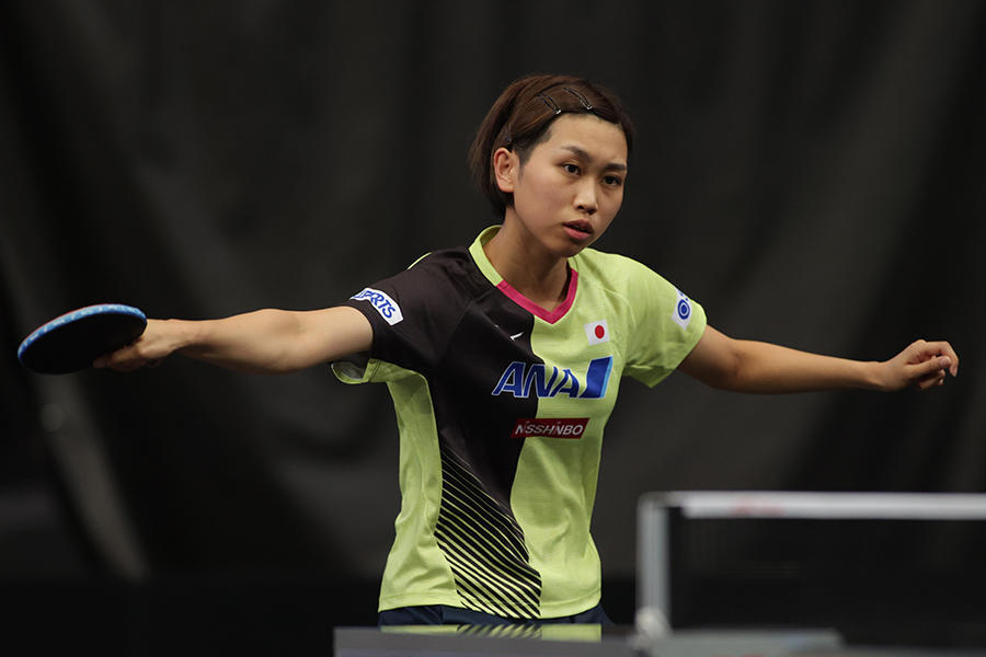 カットマン佐藤瞳、健闘も東京五輪女王にストレート負け【卓球
